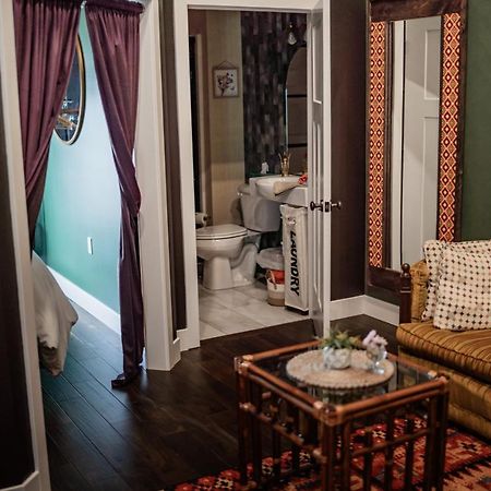 The Atrium - A Boutique Hotel - Suite 15 Perryville エクステリア 写真