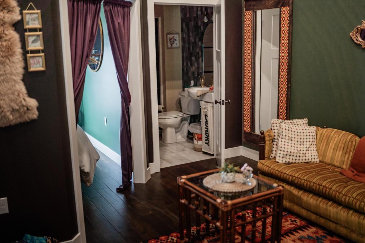 The Atrium - A Boutique Hotel - Suite 15 Perryville エクステリア 写真